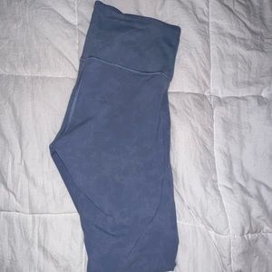 light blue lululemon cross over leggings size 6